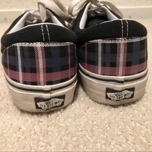 Vans Size W9.5/M8- Pink/Purple/Black Plaid